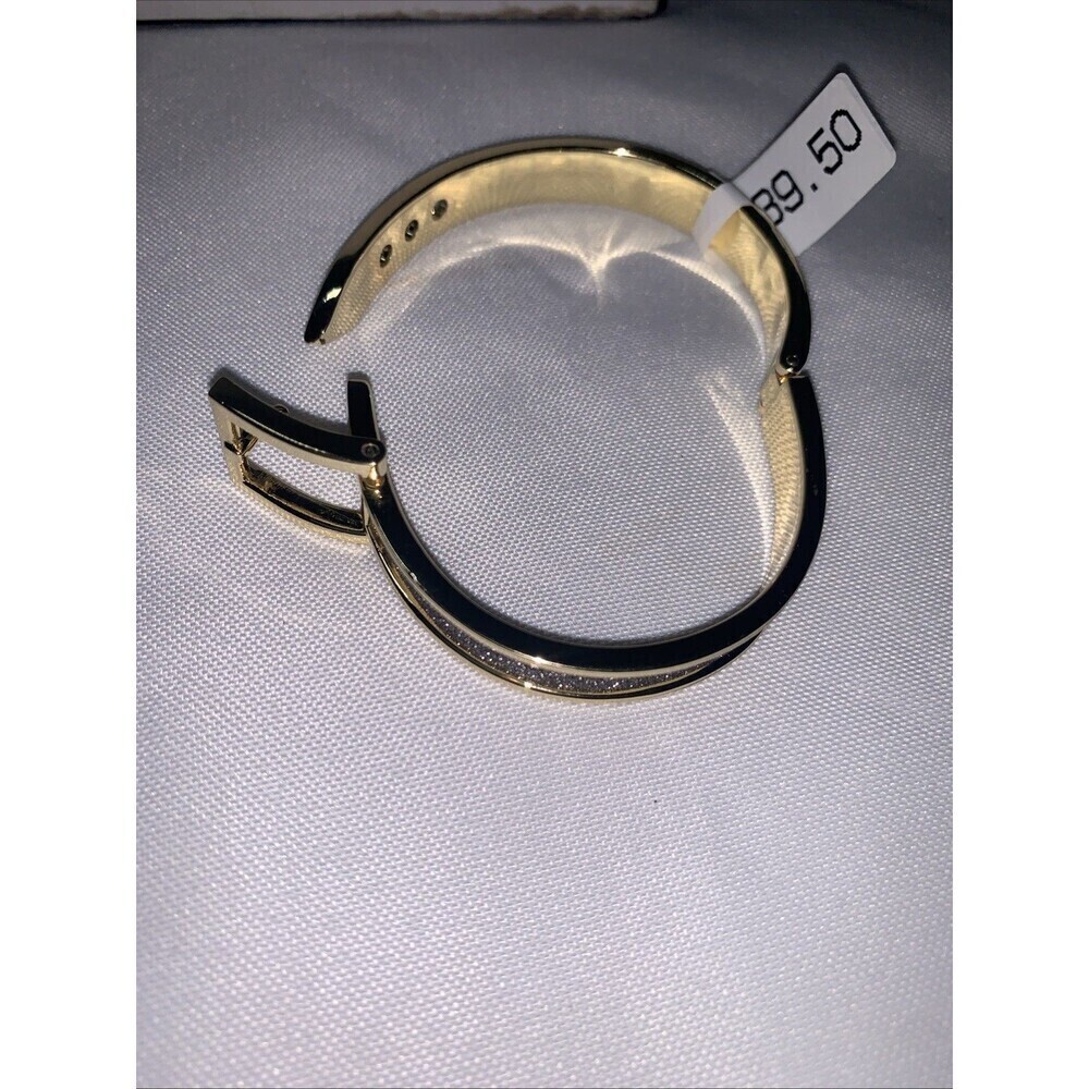 Macy’s Belt buckle design Gold coloured bracelet Fashion Jewelry - Picture 9 of 12